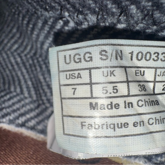 UGG Women’s Chestnut Dupre Leather Wedge Boots Size 7 - Picture 2 of 12